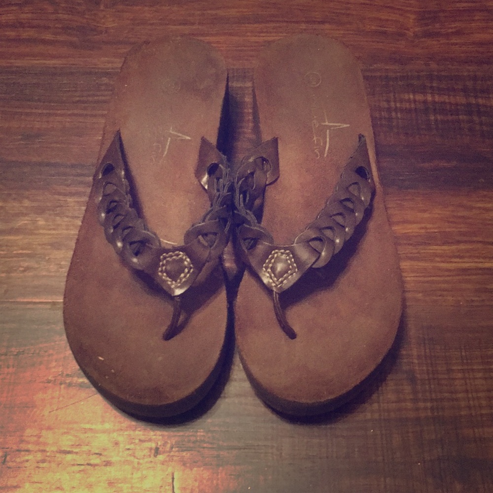 Blue Fin flip flops